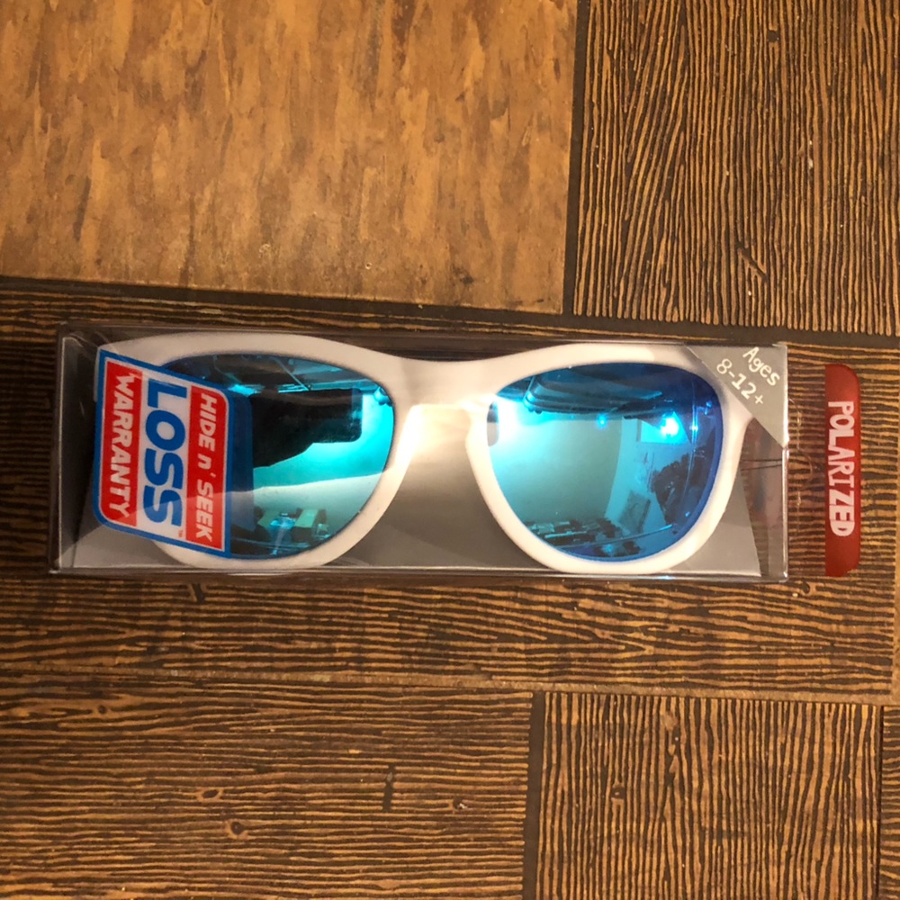 Minishades Kids Sunglasses Jordan 1 New Balance 9060 Adidas Samba Puma Speedcat
